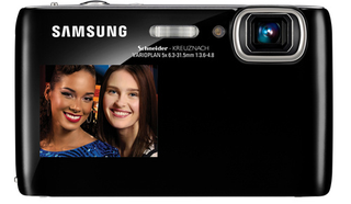 Illustration for article titled Samsung's Kinda Crazy Dual Screen Shooters for Serious Profile Pics Get Slightly Crazier